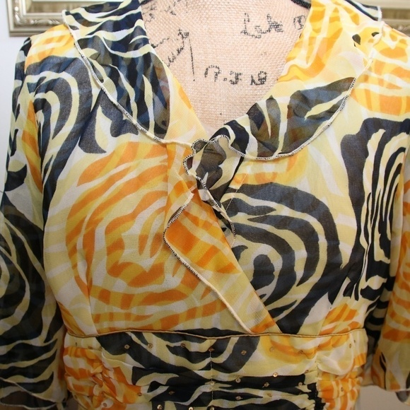 ASHRO Yellow Gold and Black Blue  Dress - Picture 4 of 6